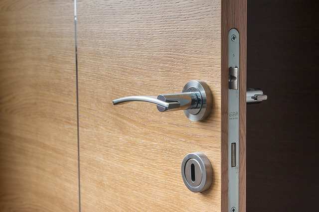 Zoom sur les portes en bois