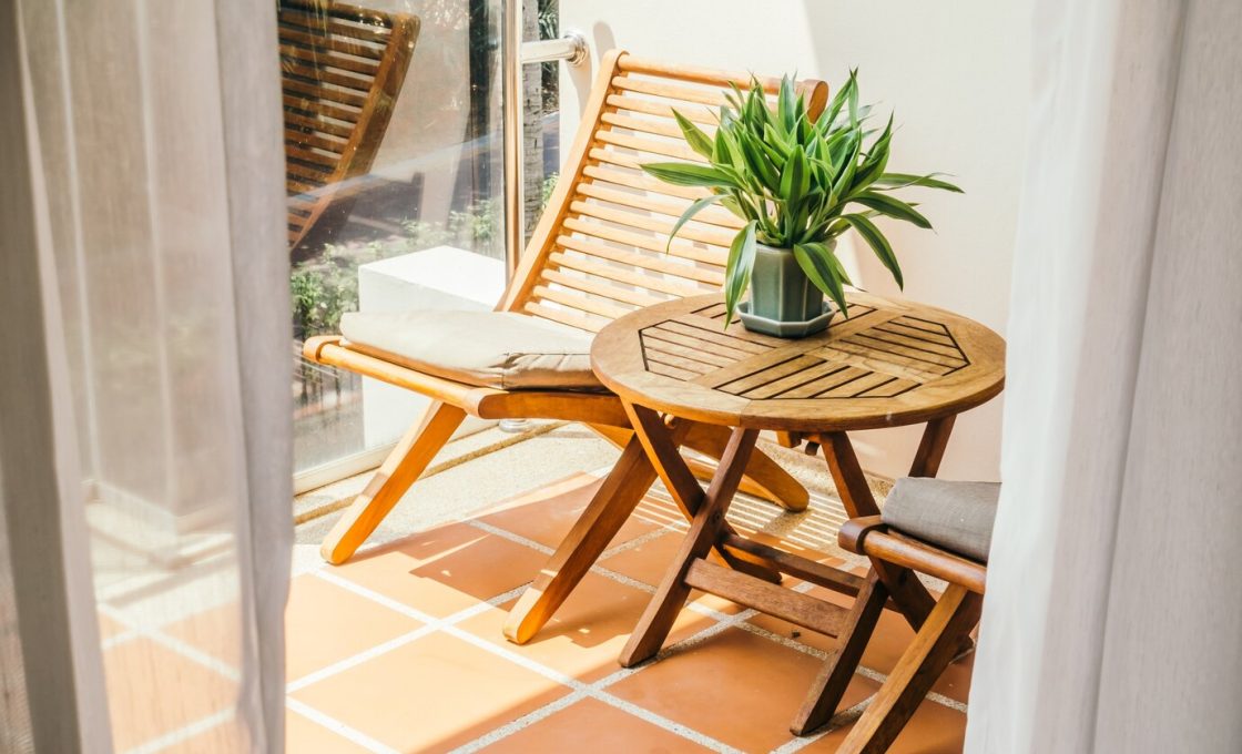 Conseils pour décorer un petit balcon avec style