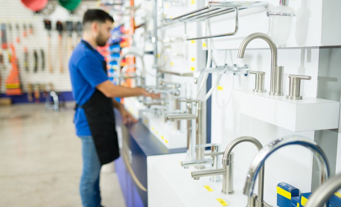 systèmes de plomberie dans les bâtiments industriels